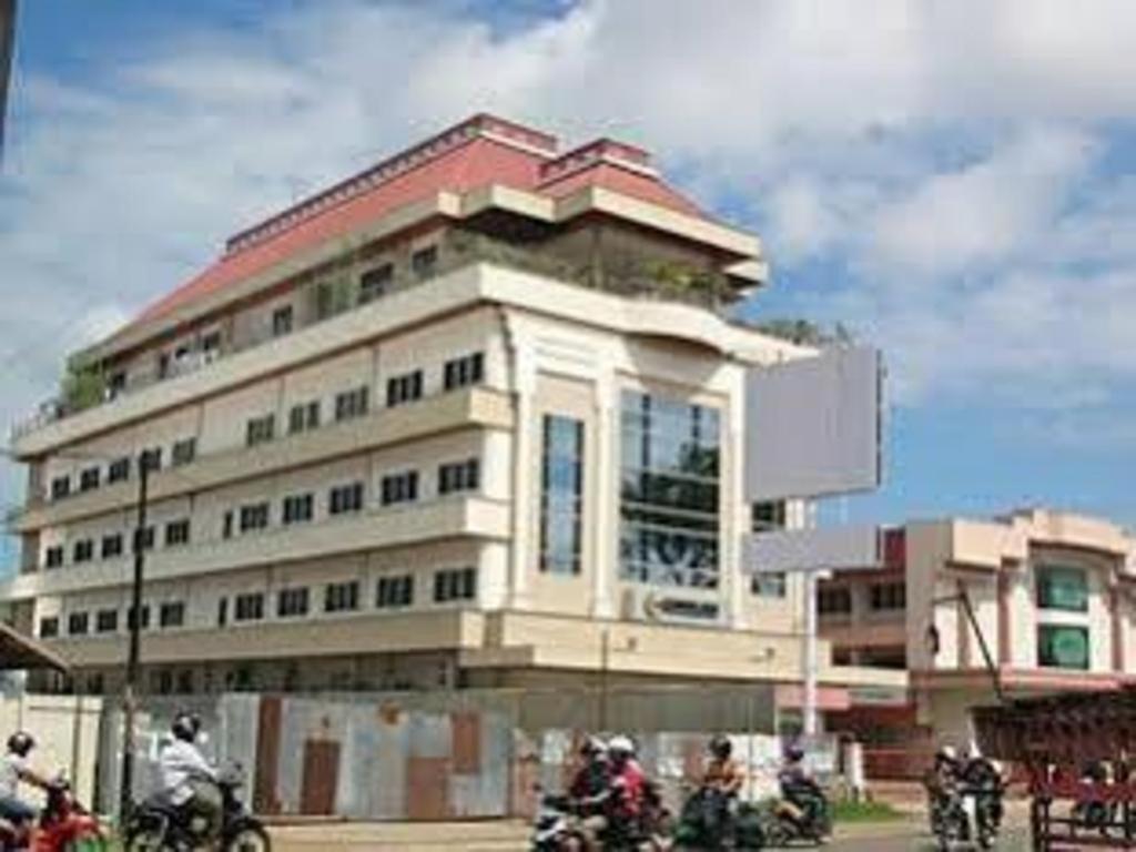 Hotel Kapuas Dharma Pontianak Bagian luar foto