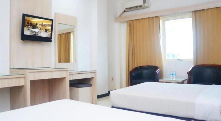 Hotel Kapuas Dharma Pontianak Bagian luar foto